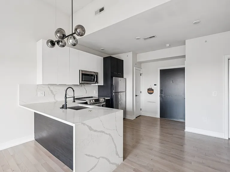 1518 N 8th St #7 — Photo 8