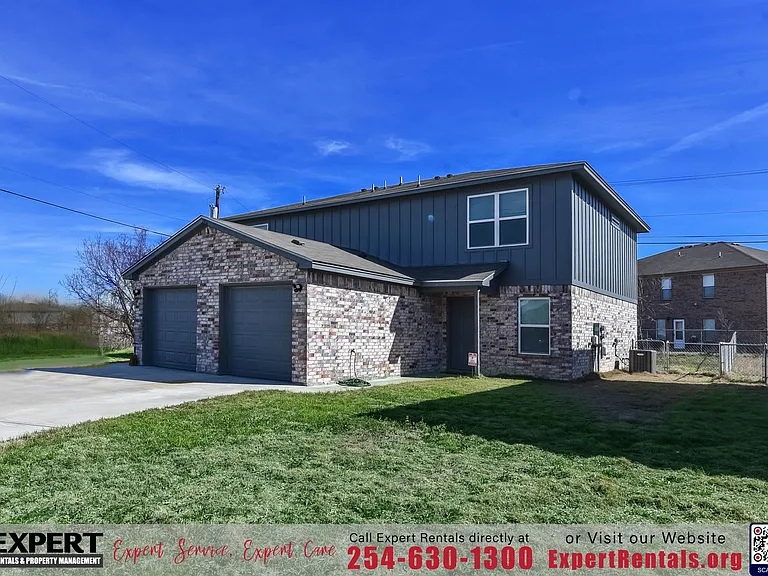 2816 Leroy Cir #B — Photo 3