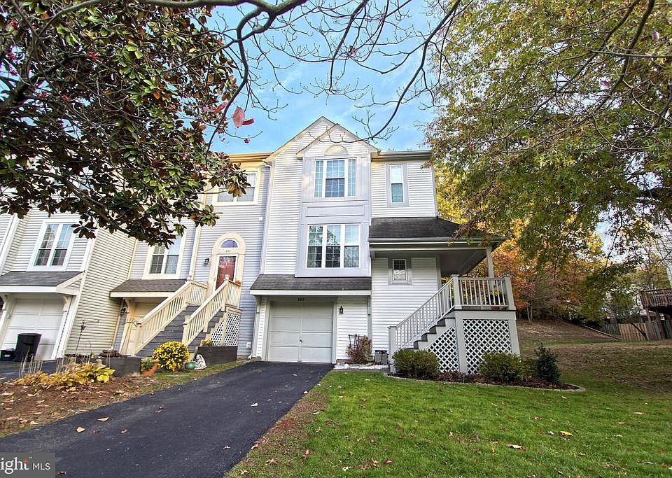 1st image of 8313 Southern Oaks Ct