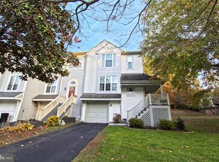 8313 Southern Oaks Ct, Lorton, VA 22079
