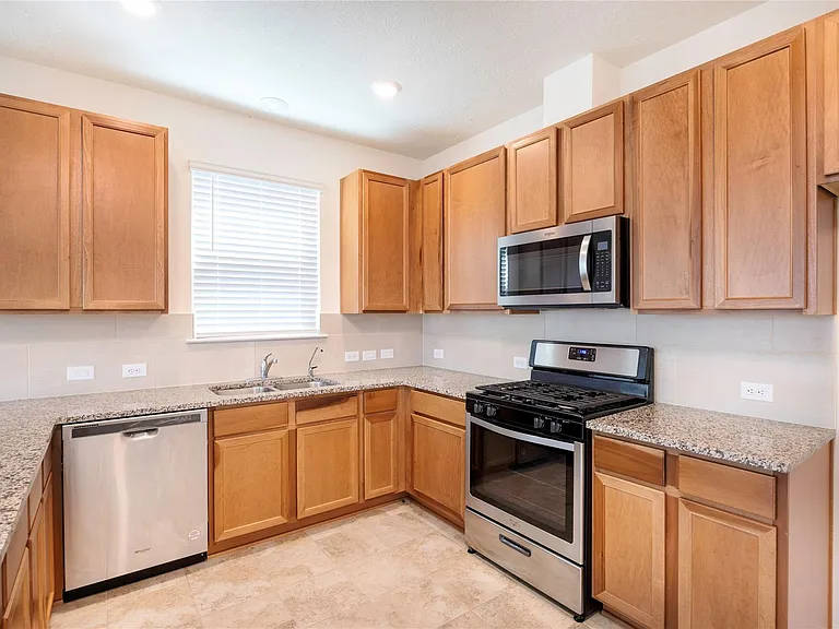 6021 Diamond Sky Ln — Photo 12