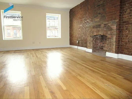 Rented by FirstService Realty (legacy) | media 2
