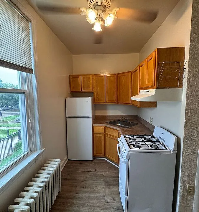 4049 Haverford Ave #2