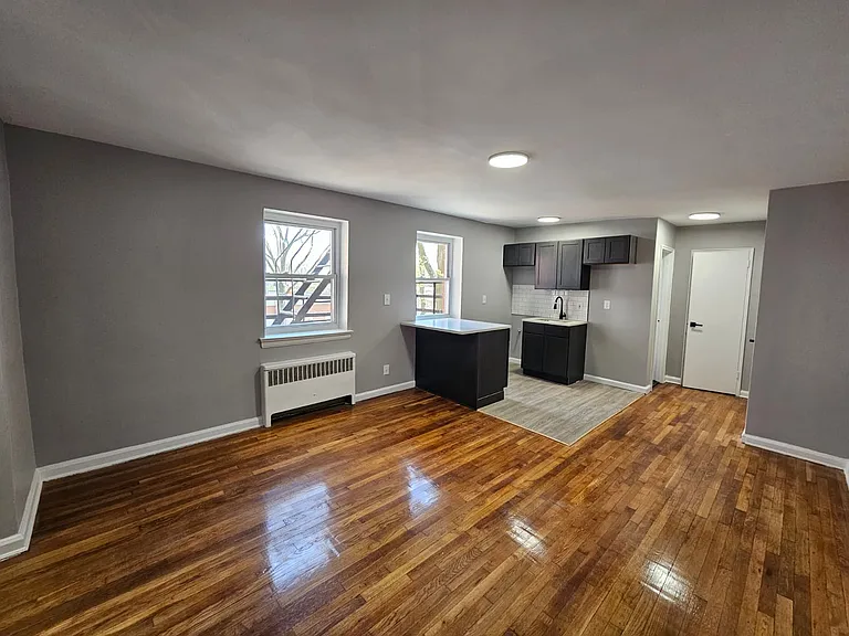 1280 Clinton Ave #C — Photo 4