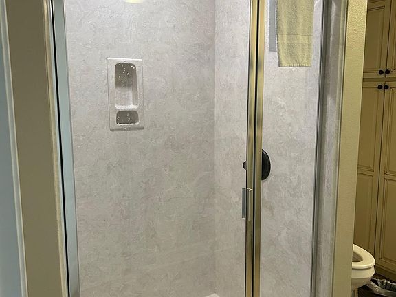4th image of 801 W Beach Blvd Unit 404