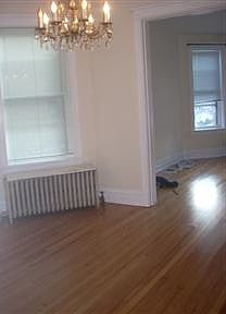 1st image of 3525 N Greenview Ave #1