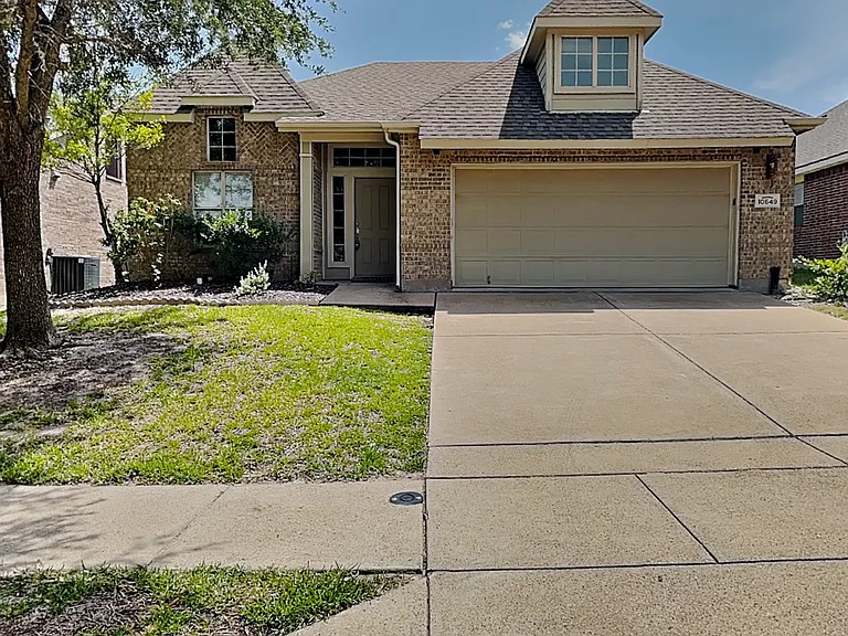 10649 Vista Heights Blvd — Photo 1