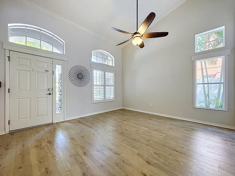 11524 Pennsville Ct — Photo 15