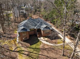 8804 Ross Ct, Raleigh, NC 27613