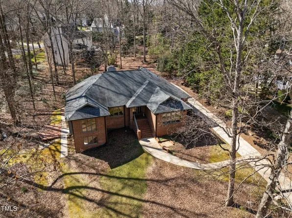 8804 Ross Ct, Raleigh, NC 27613