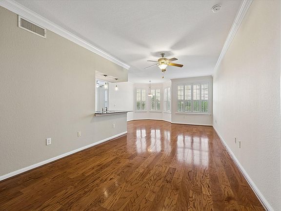 2nd image of 7575 Kirby Dr APT 1412