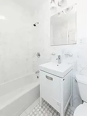 Rented by CitySites Real Estate Group | media 10