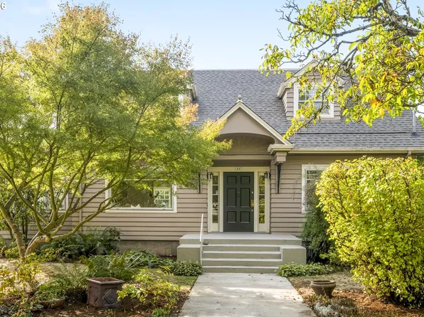 1847 SE 56th Ave, Portland, OR 97215