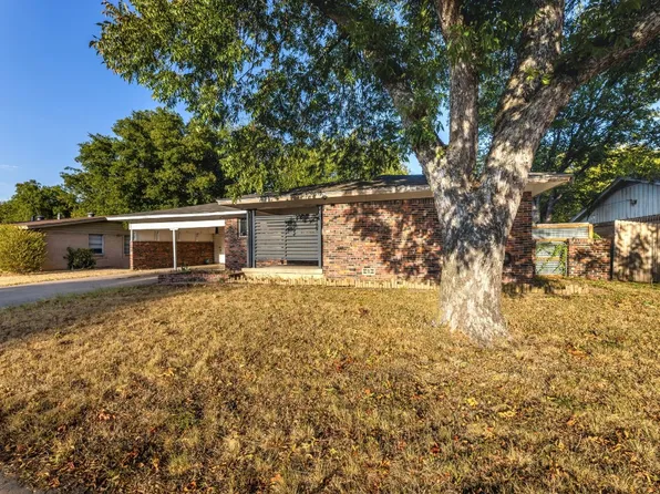 5433 Whitten St, Fort Worth, TX 76134