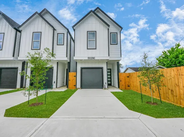 5029 Broom St #C, Houston, TX 77091