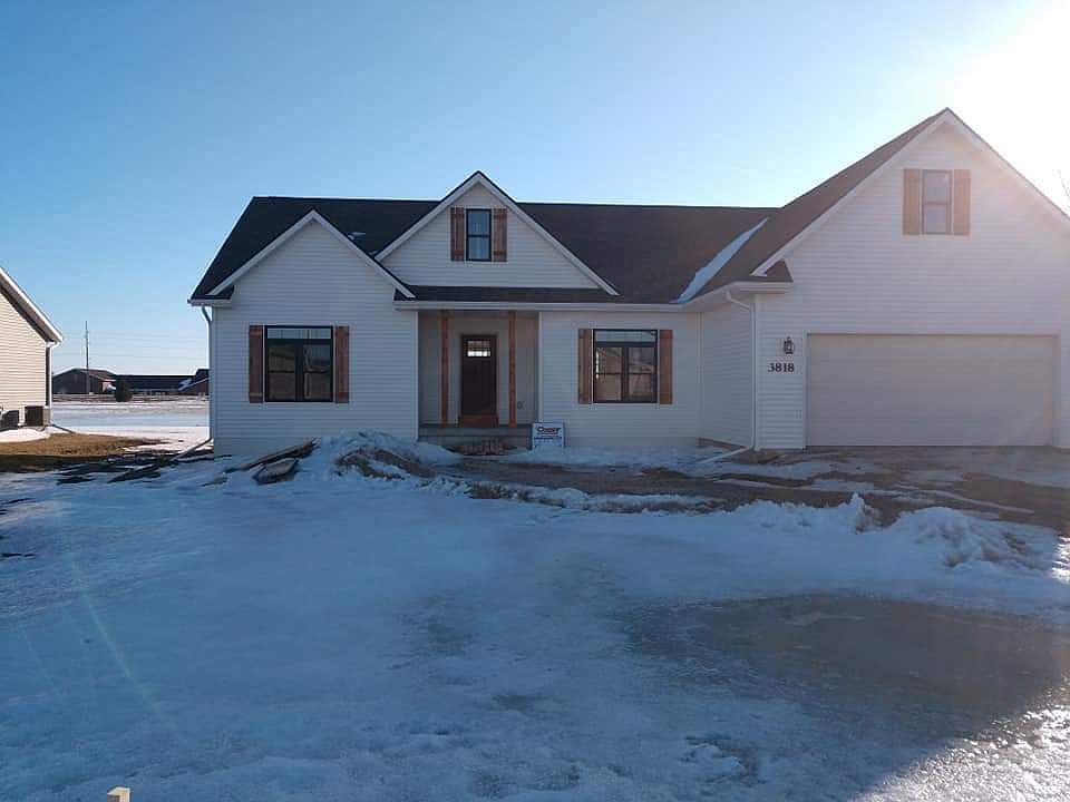 1st image of 3818 Lucey St