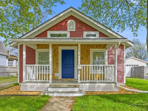 1119 Fournie St, Midland, MI 48640