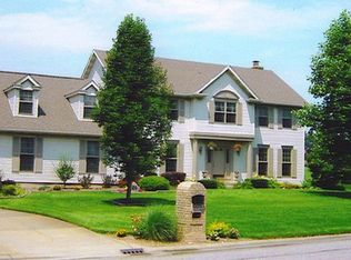 53273 Chelle Ln, Granger, IN 46530
