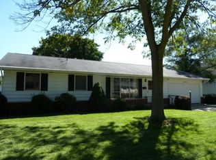 332 E Hazelwood St, Morton, IL