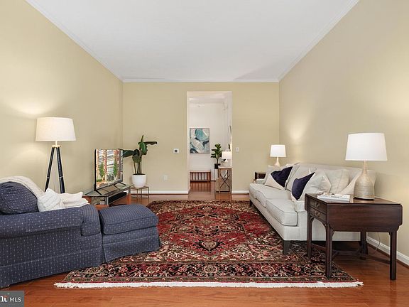 4th image of 19370 Magnolia Grove Sq Unit L04