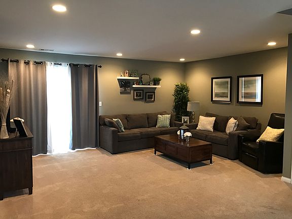 4th image of 975 Mallard Cir