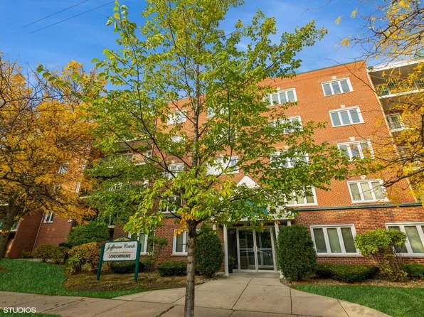 4848 N Central Ave APT 301, Chicago, IL 60630