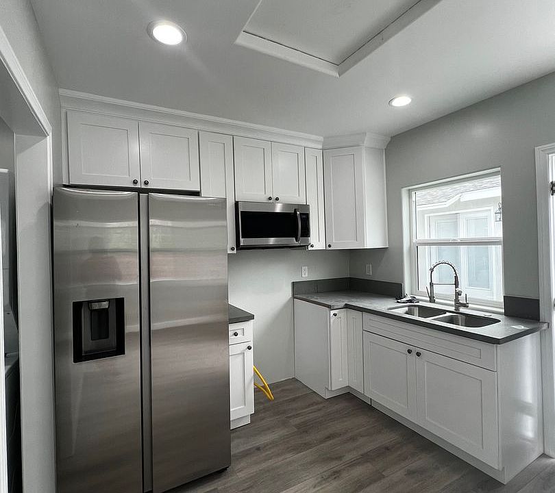 1st image of 213 Doncrest St #D