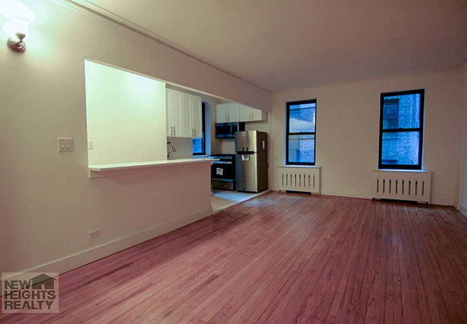 1st image of 45 Park Ter W APT 2E