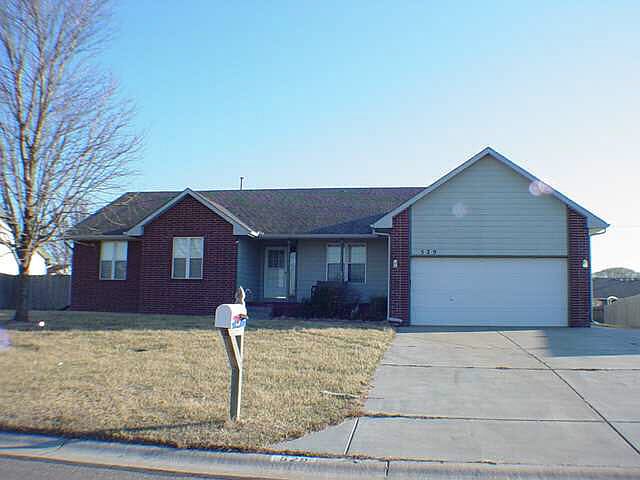 1st image of 529 Plumwood Dr