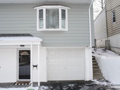 90 Westervelt Pl, Teaneck, NJ, 07666
