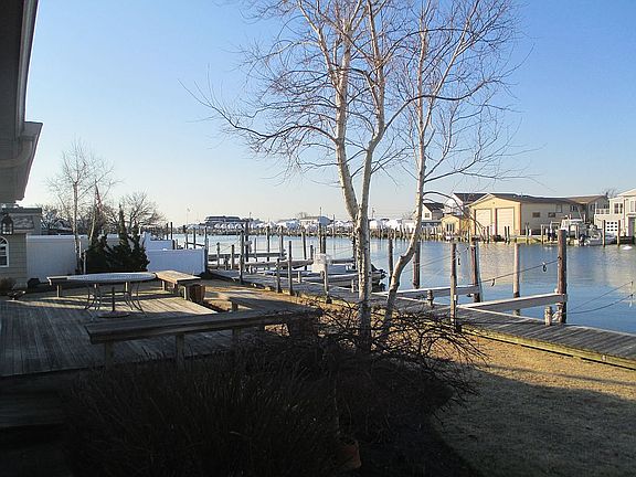 Short Boat Ride To Bay