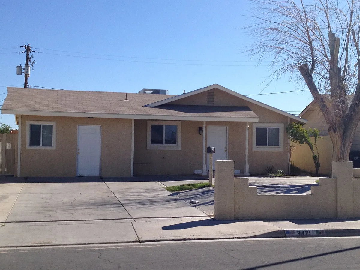 Building Photo - 3421 E Twining Ave