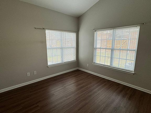 5th image of 233 Hibiscus Way