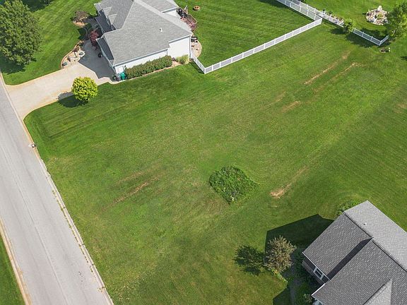 3rd image of Tbd N Persimmon Dr