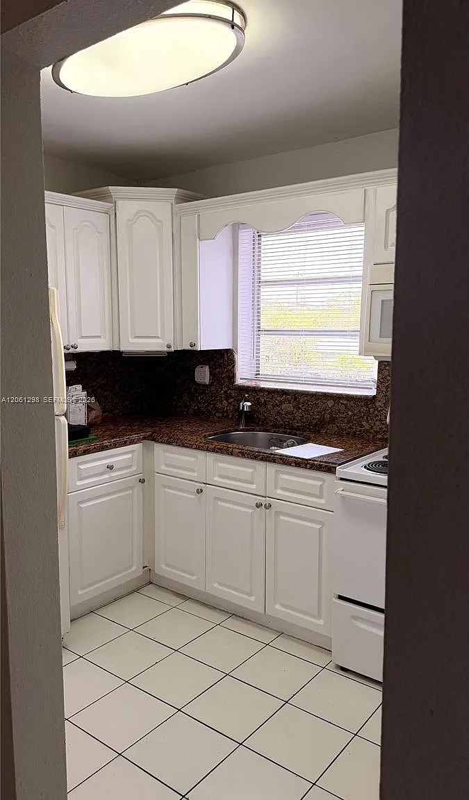 5100 W Flagler St — Photo 1