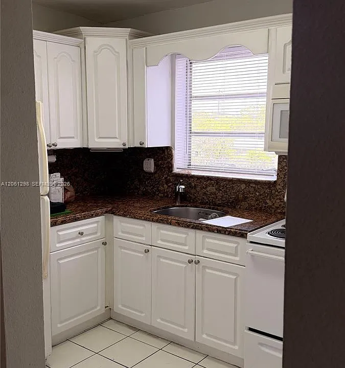 5100 W Flagler St #204