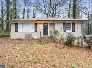 3204 Delowe Dr, East Pt, GA 30344