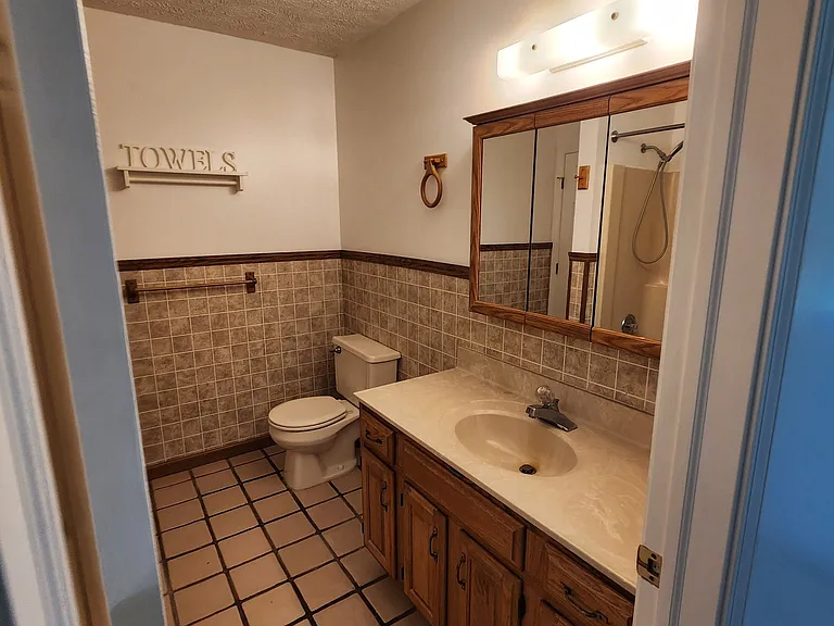 5861 Dover Ln — Photo 12