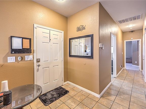 4th image of 57 Hoke Edward Ct
