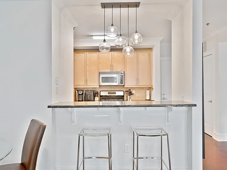 830 Monroe St #3G — Photo 9