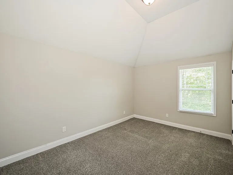 1217 Catawba Way — Photo 14