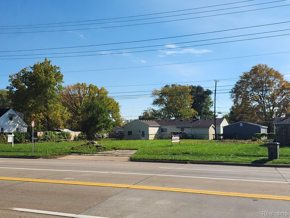 15 Mile Rd, photo 10