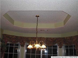 5th image of 270 Northwood Hills Dr