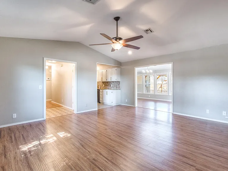 2909 W 61st Pl S — Photo 11
