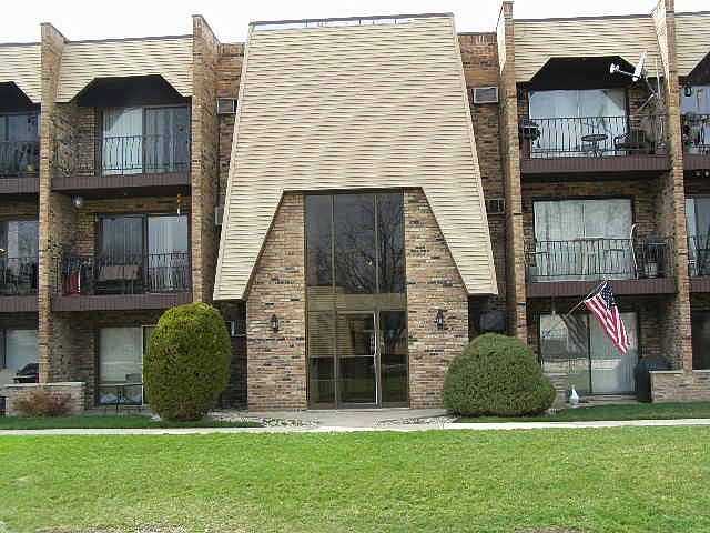 1st image of 7312 Blackstone Ave APT 22