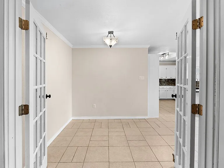 122 County Road 4936 — Photo 17