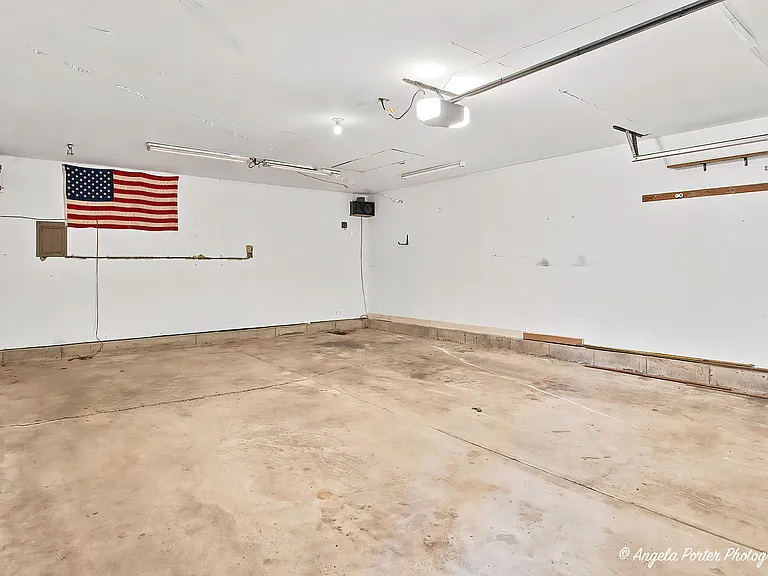 3287 Medford Ct — Photo 24