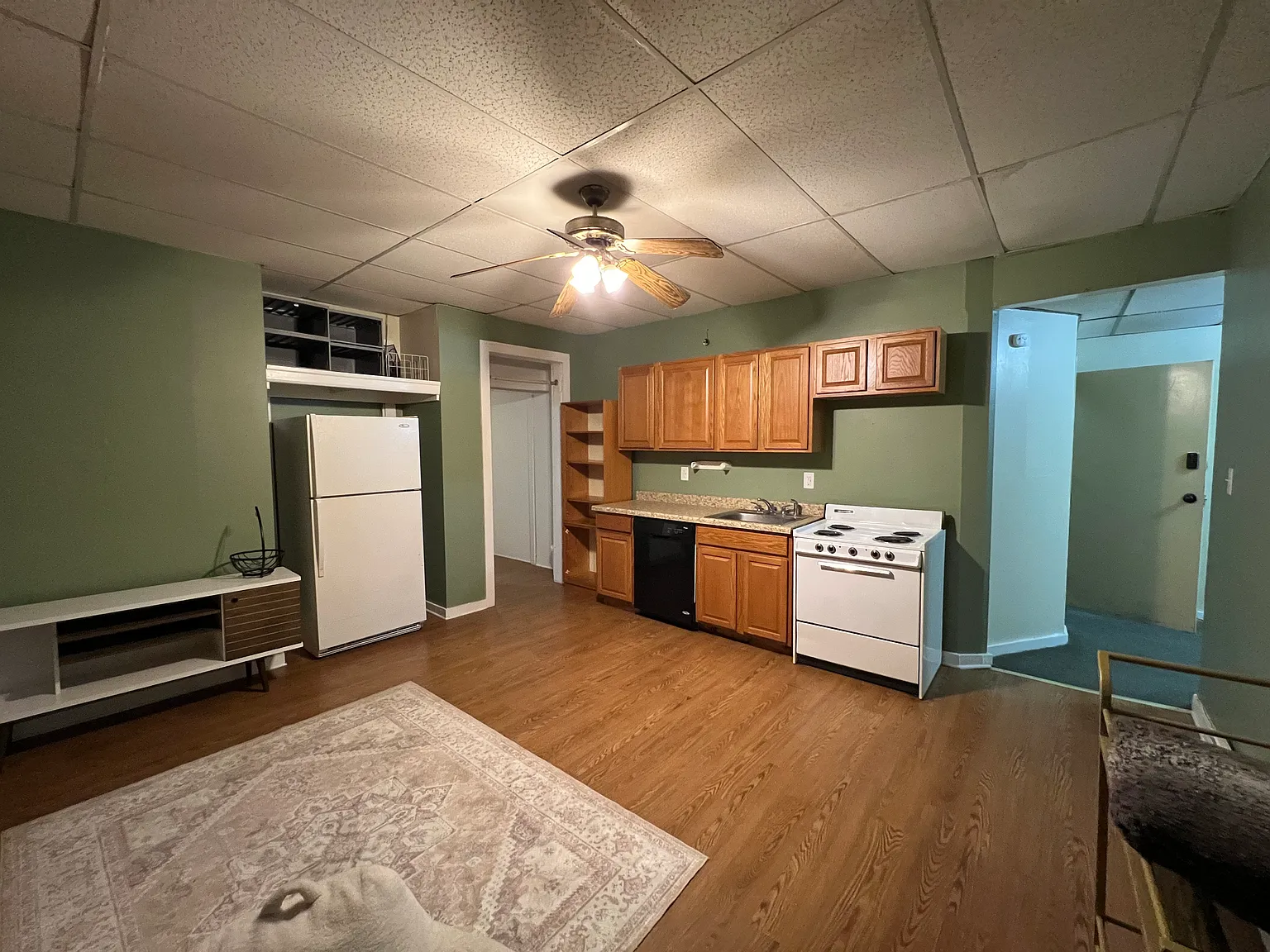 3 bed, $2,475 — Photo 4
