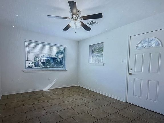 2nd image of 230 16th St