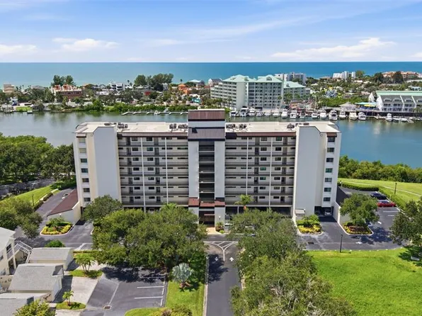 11730 SHIPWATCH DRIVE #207, LARGO, FL 33774